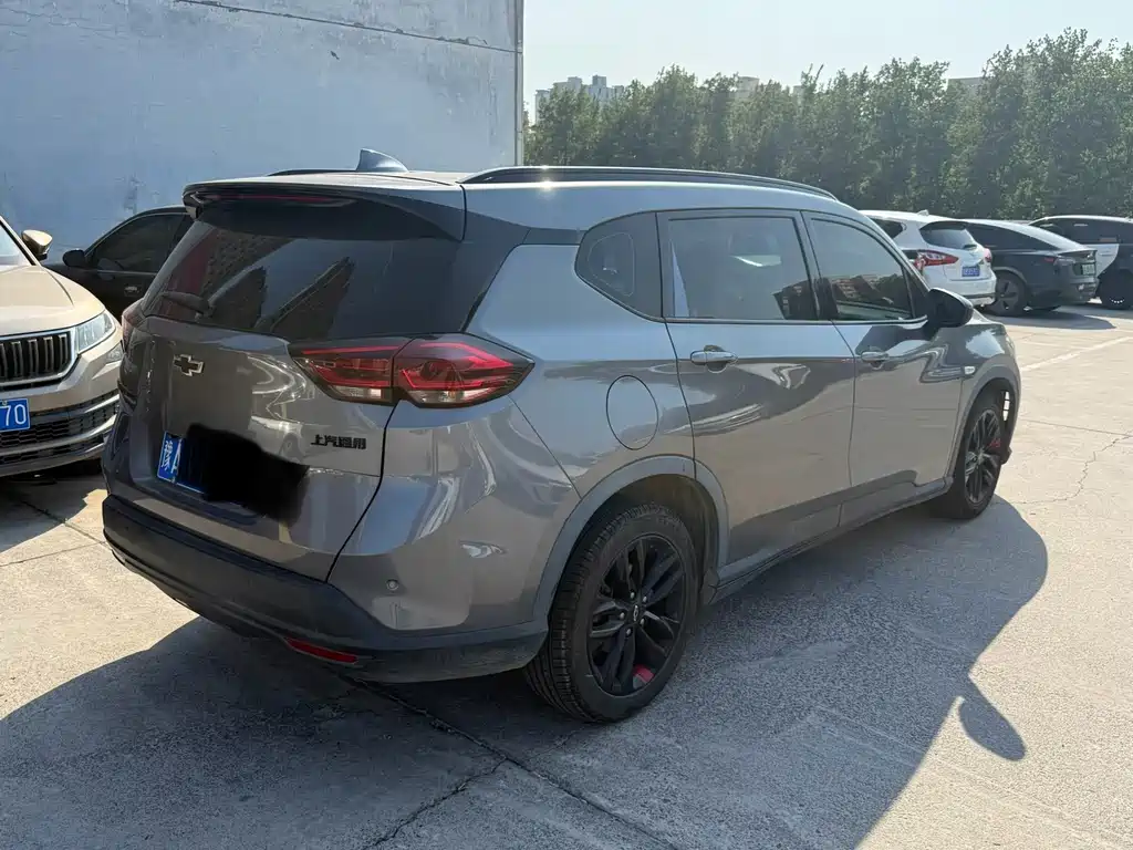 Chevrolet Volando — миниатюра 7