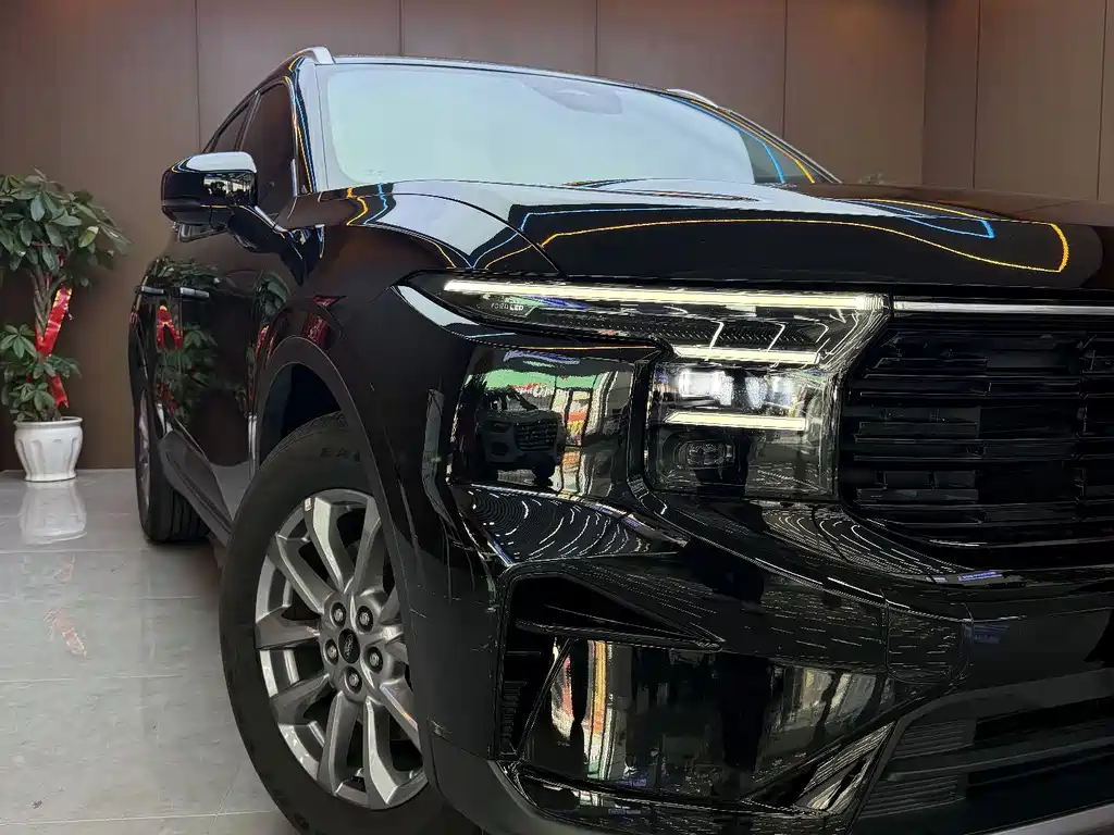 Ford Edge — миниатюра 15