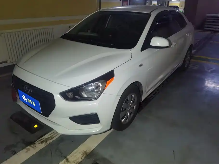 Купить Hyundai Verna