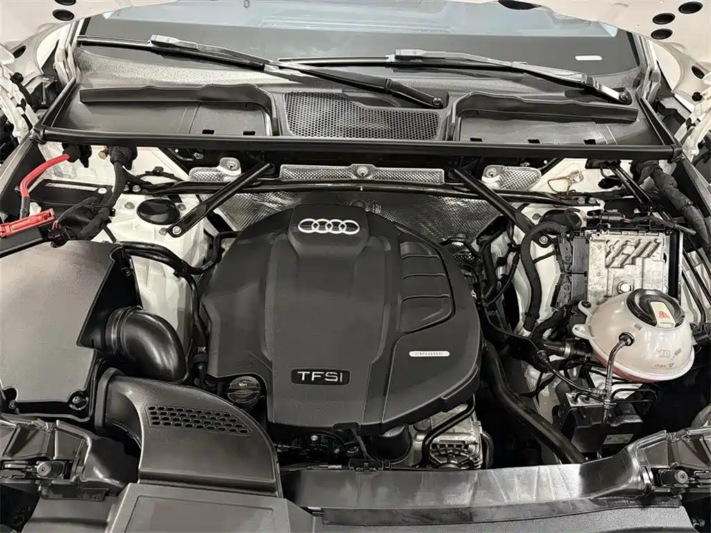 Audi Q5L — миниатюра 8