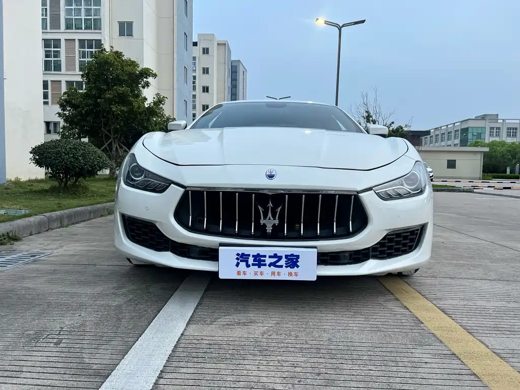 Maserati Ghibli — миниатюра 3