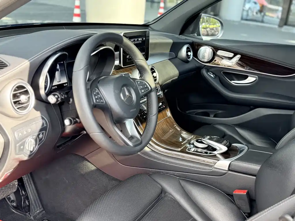 Mercedes-Benz GLC — миниатюра 13