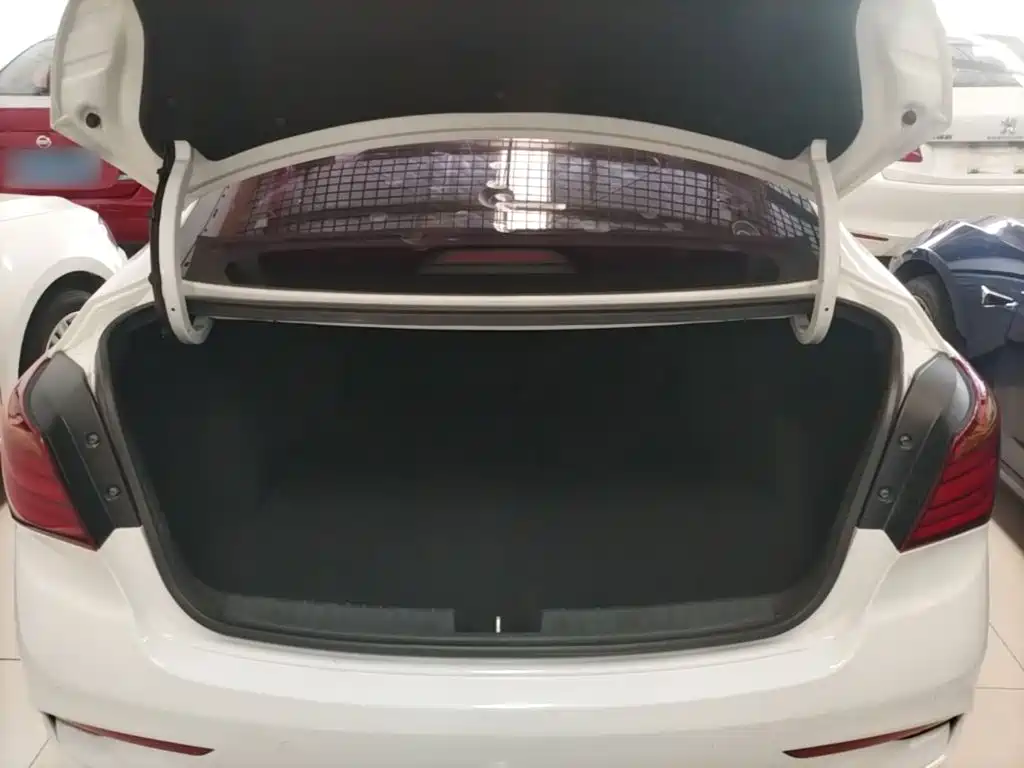 Hyundai Mistra — миниатюра 19