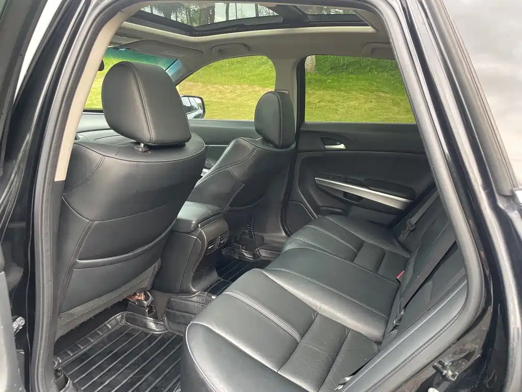 Honda Crosstour — миниатюра 6