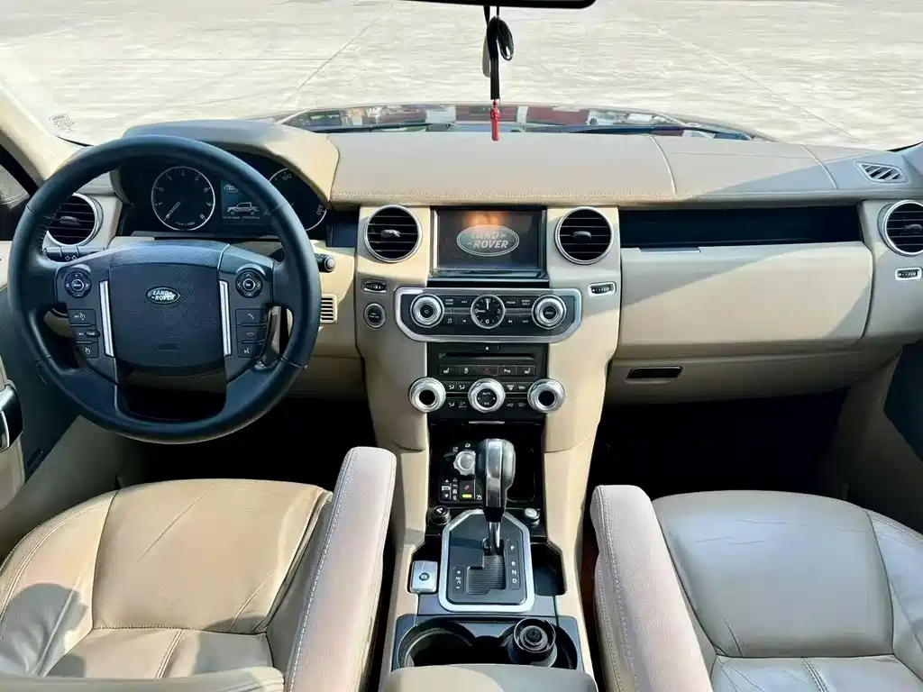 Land Rover Discovery 2010 4.0 V6 HSE
