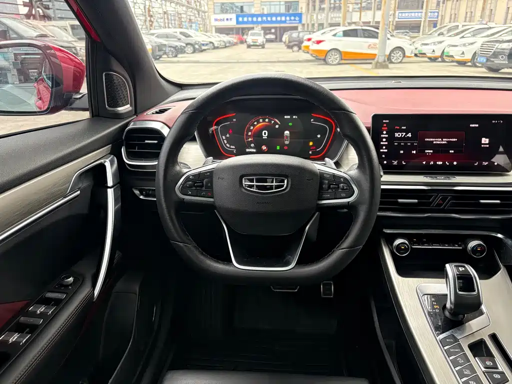 Geely Binyue — миниатюра 9