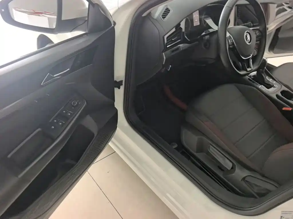 Volkswagen Bora — миниатюра 16