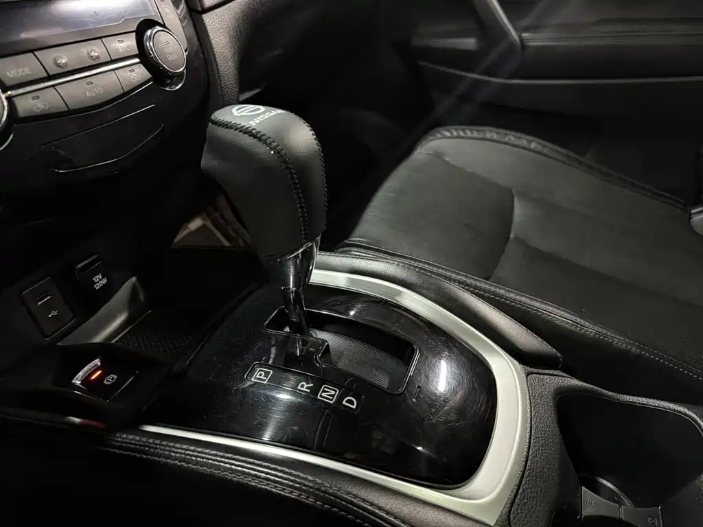 Nissan X-Trail — миниатюра 11