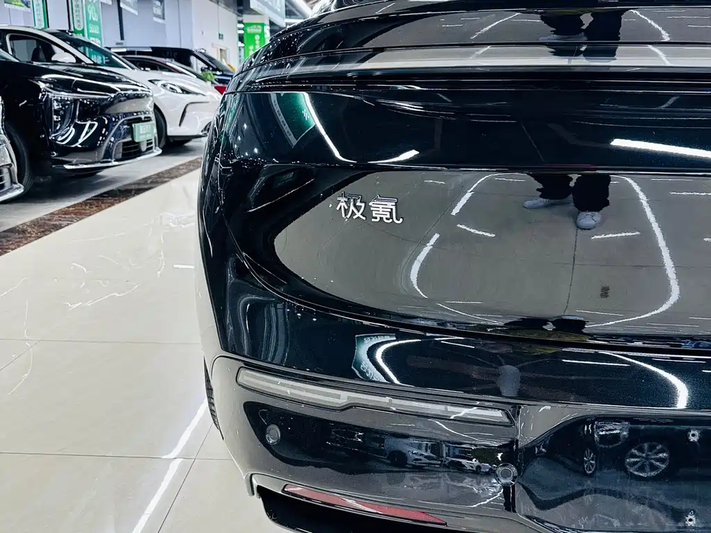 Zeekr 007GT — миниатюра 14