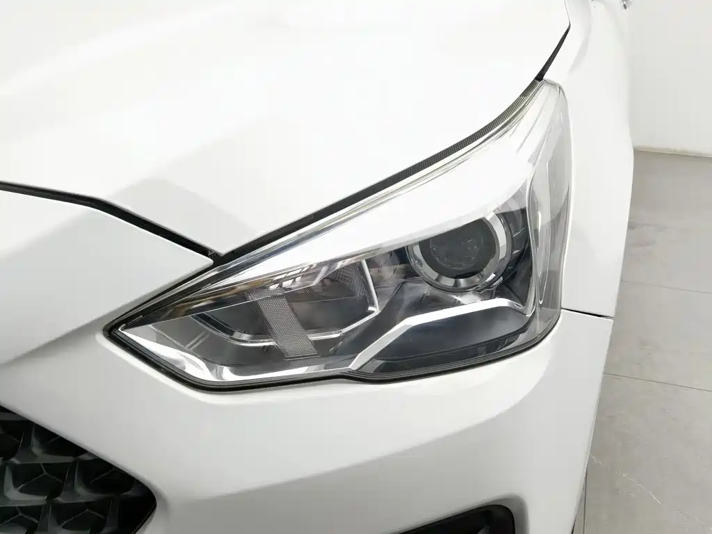 Haval M6 — миниатюра 7