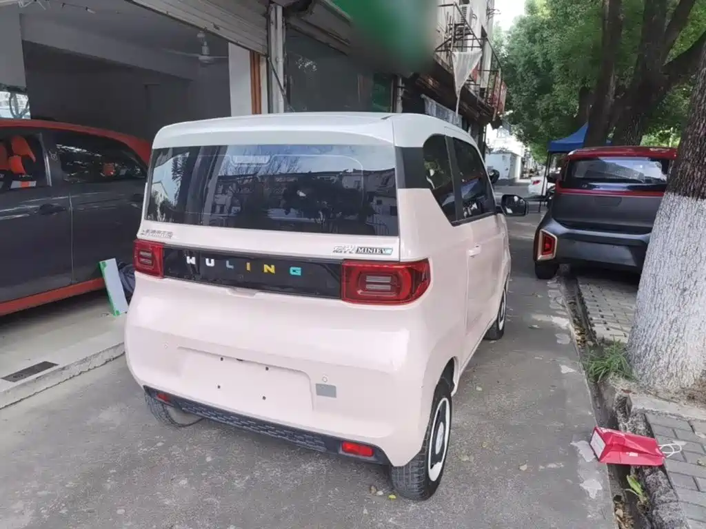 Wuling MINIEV — миниатюра 7