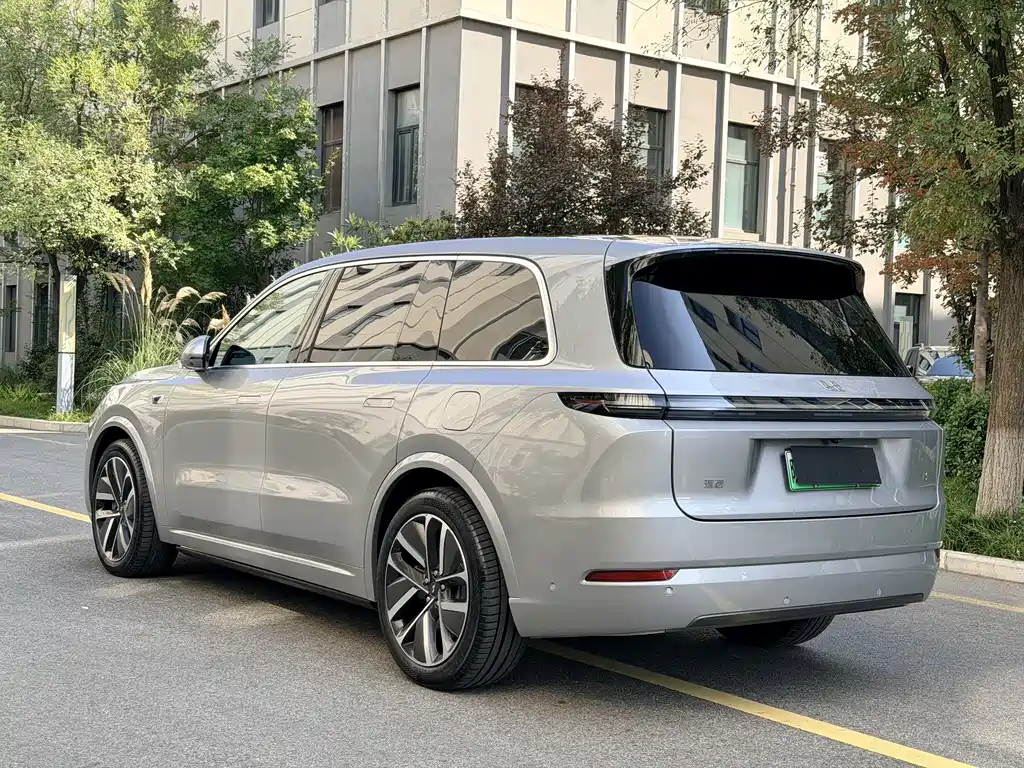 Li Auto Li L9 — миниатюра 9