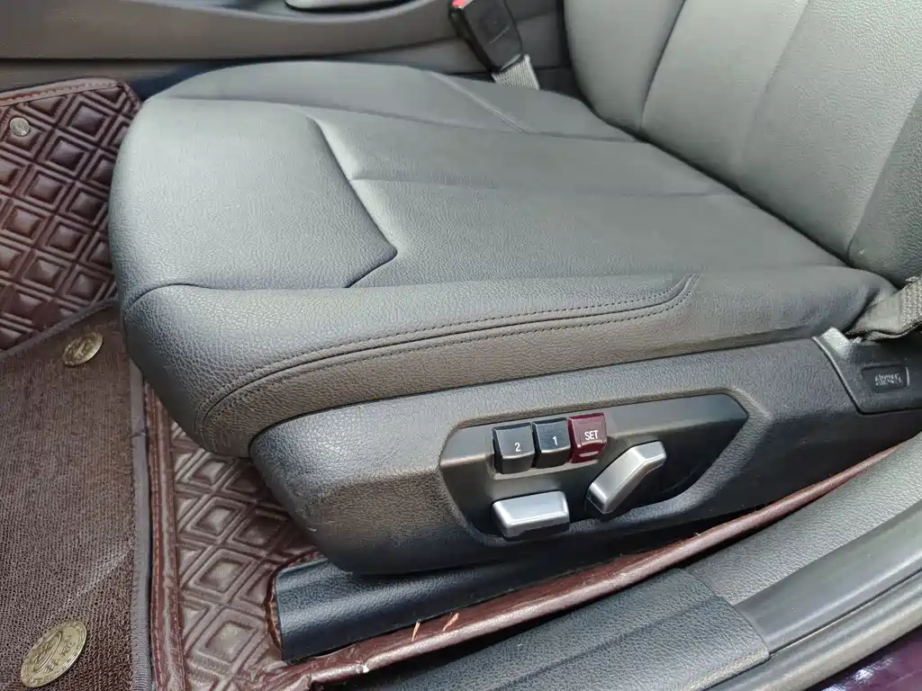 BMW 3 Series — миниатюра 13