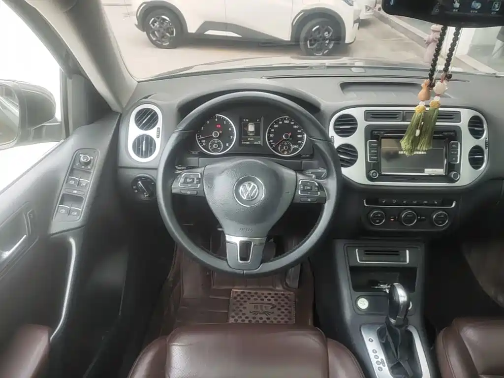 Volkswagen Tiguan — миниатюра 11