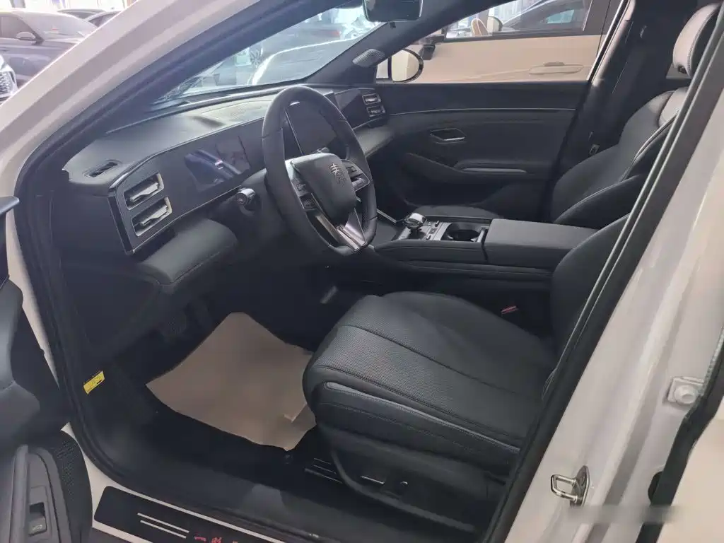 BYD Qin L — миниатюра 14