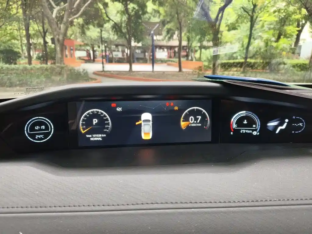 Changan UNI-V — миниатюра 7