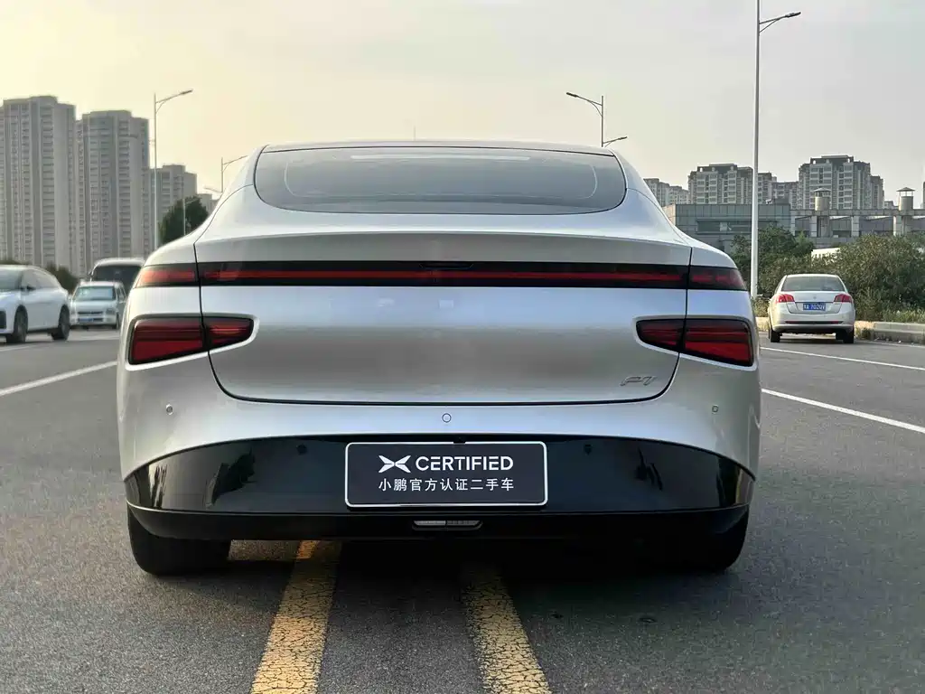 XPeng P7 — миниатюра 6