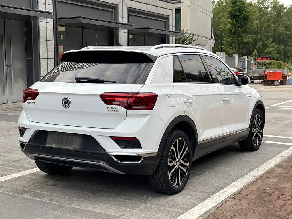 Volkswagen T-Roc — миниатюра 4