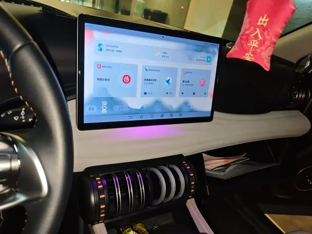 BYD Yuan Plus — миниатюра 14