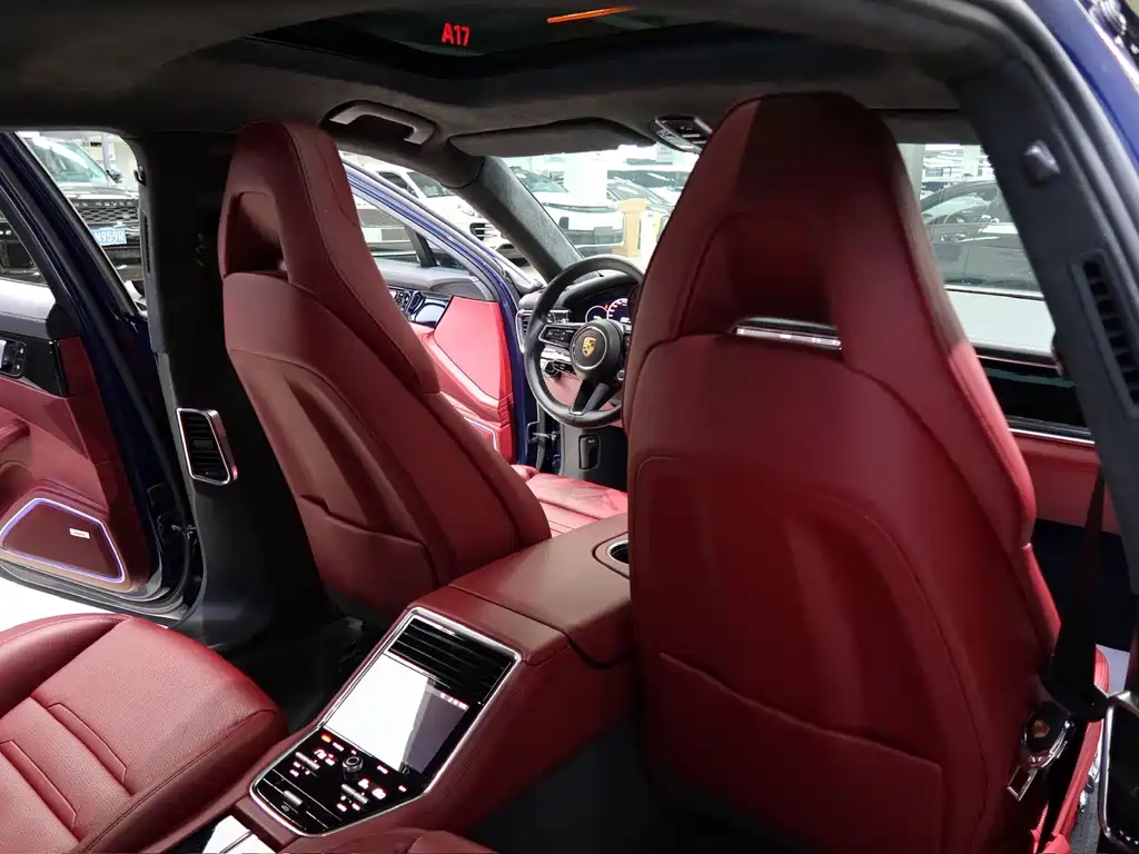 Porsche Panamera — миниатюра 11