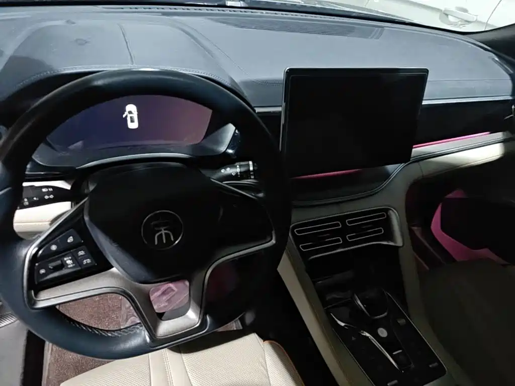 BYD PLUS New Energy — миниатюра 5