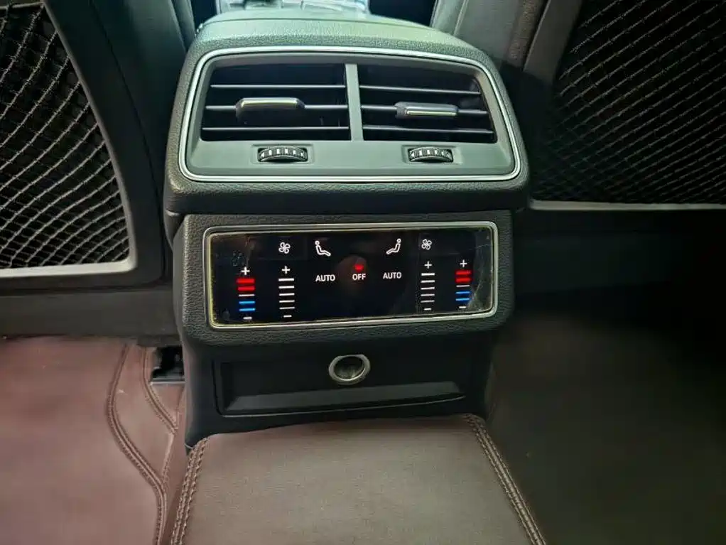Audi A6L New Energy — миниатюра 8