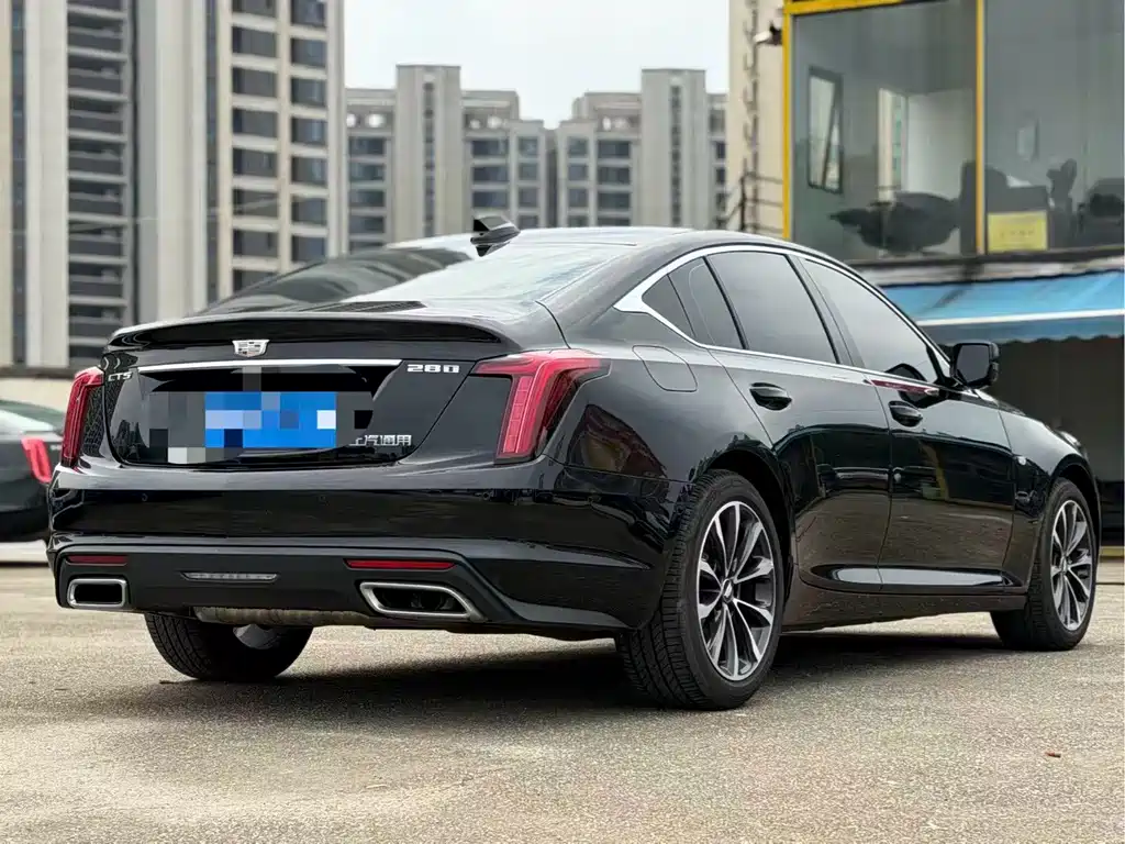 Cadillac CT5 — миниатюра 6