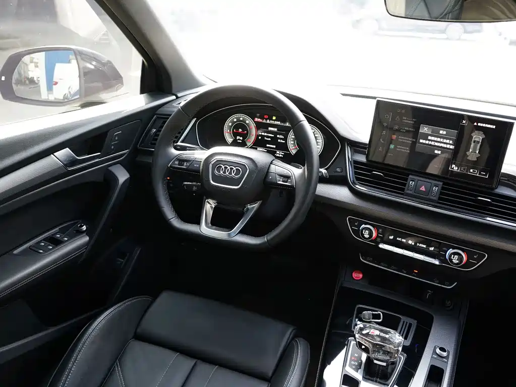 Audi Q5L — миниатюра 14