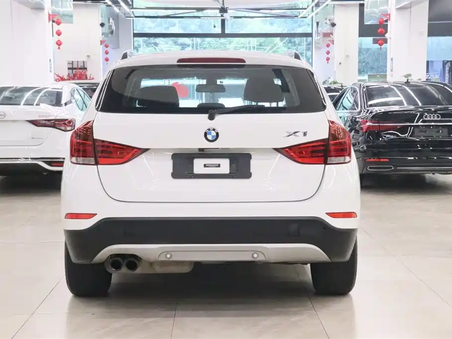 BMW X1 2014 sDrive18i Fashion