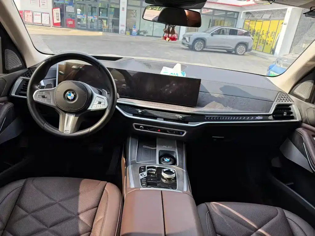 BMW X5 — миниатюра 9