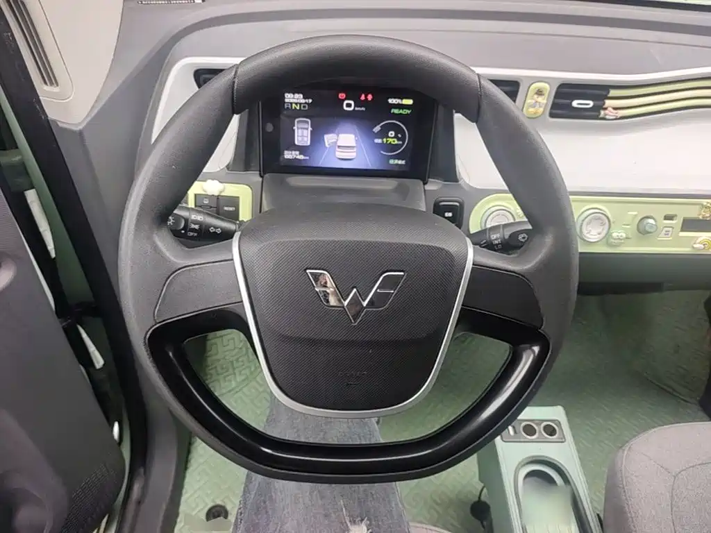 Wuling MINIEV — миниатюра 11