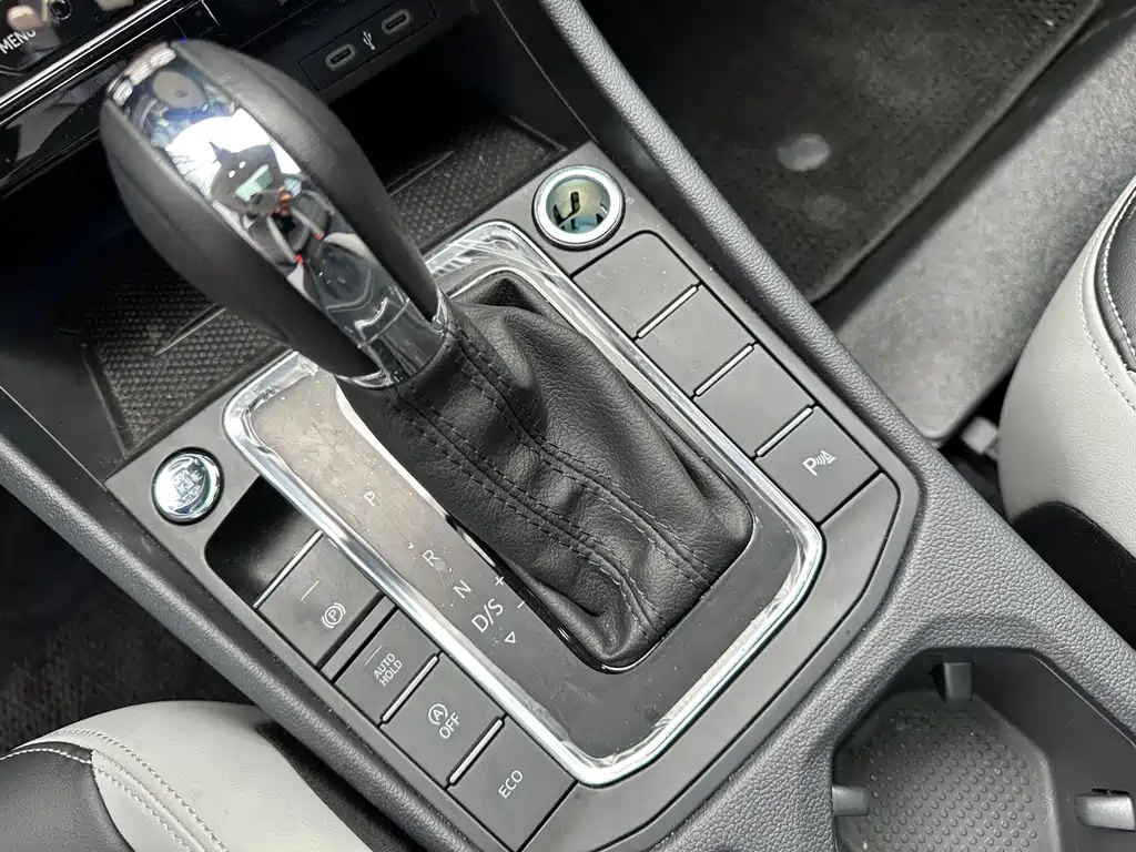 Volkswagen Bora — миниатюра 12