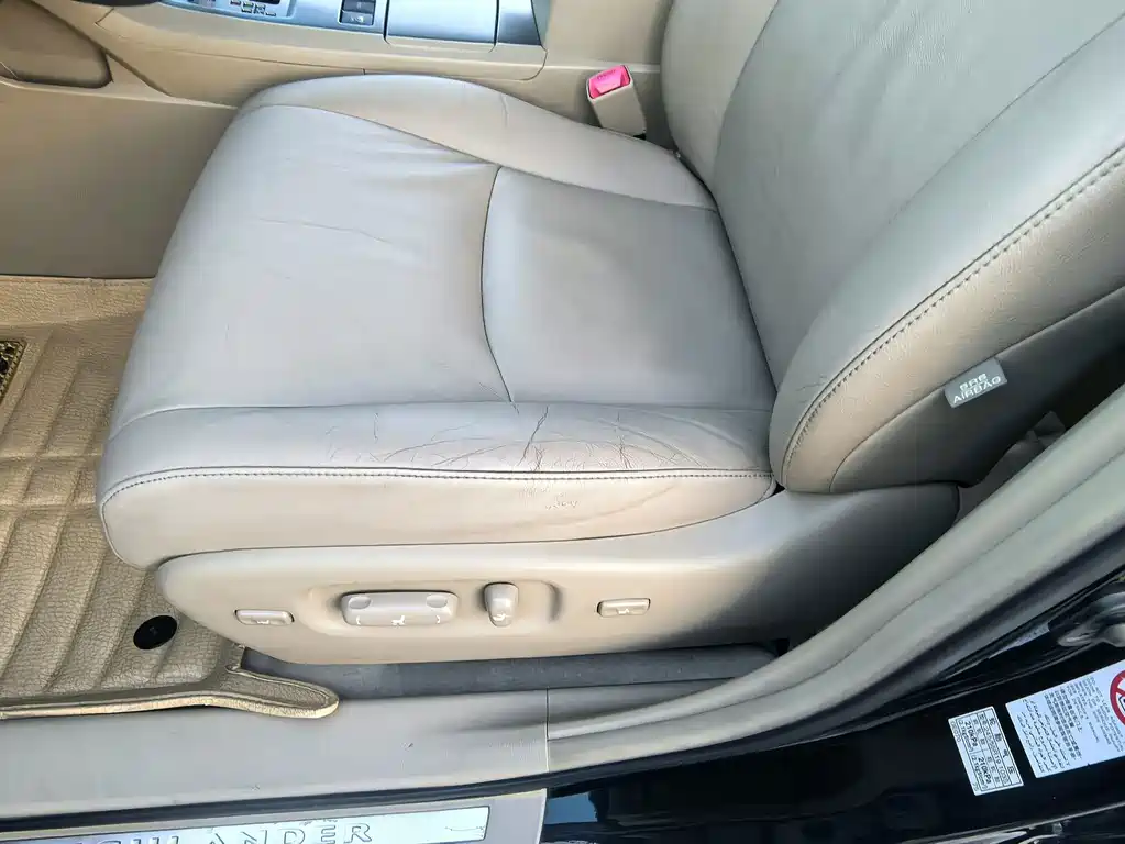 Toyota Highlander — миниатюра 6