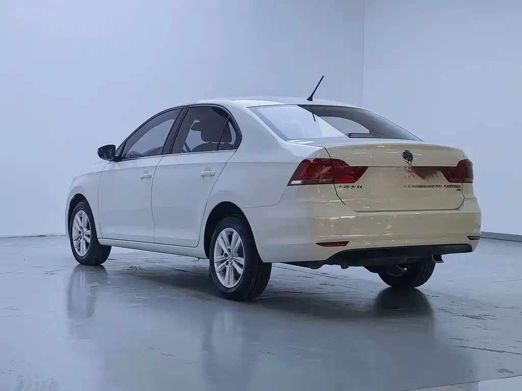 Volkswagen Santana — миниатюра 13