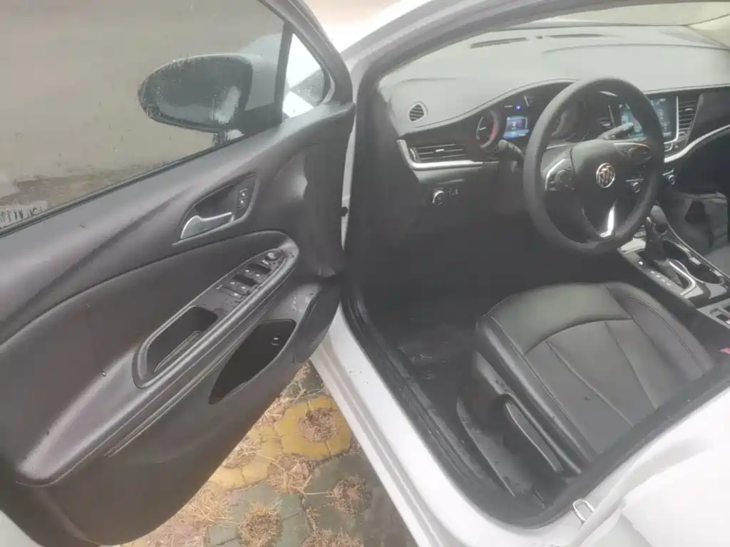 Buick Verano — миниатюра 16