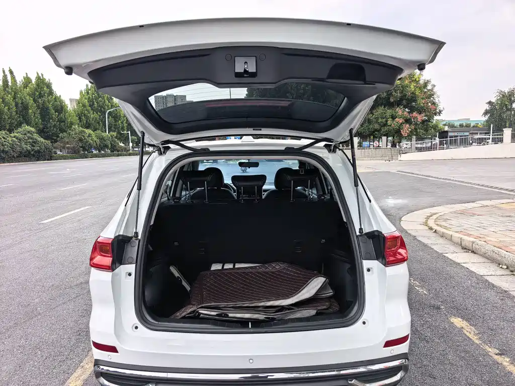 Haval M6 — миниатюра 15