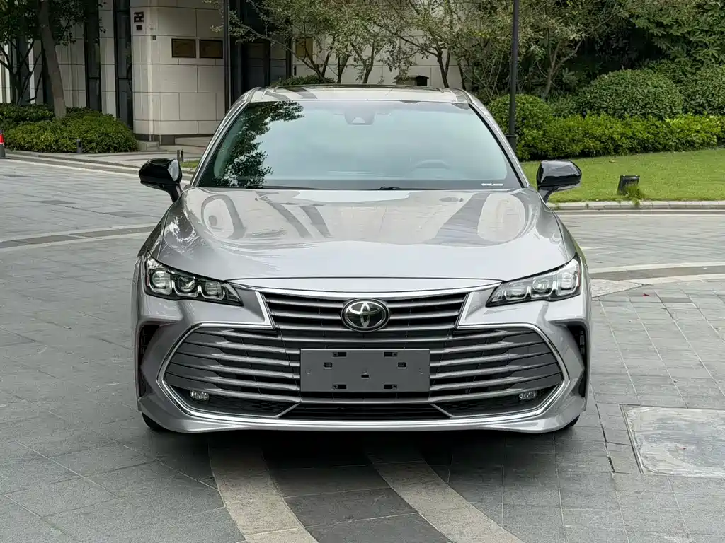 Toyota Avalon — миниатюра 2
