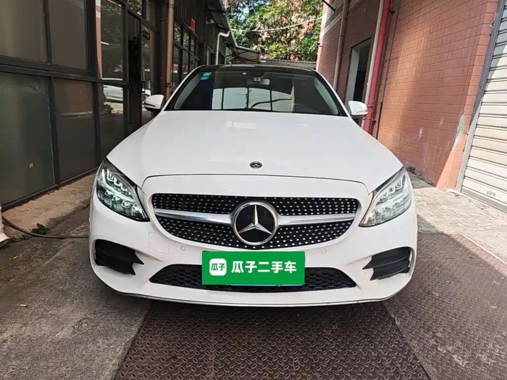 Mercedes-Benz C-Class — миниатюра 3
