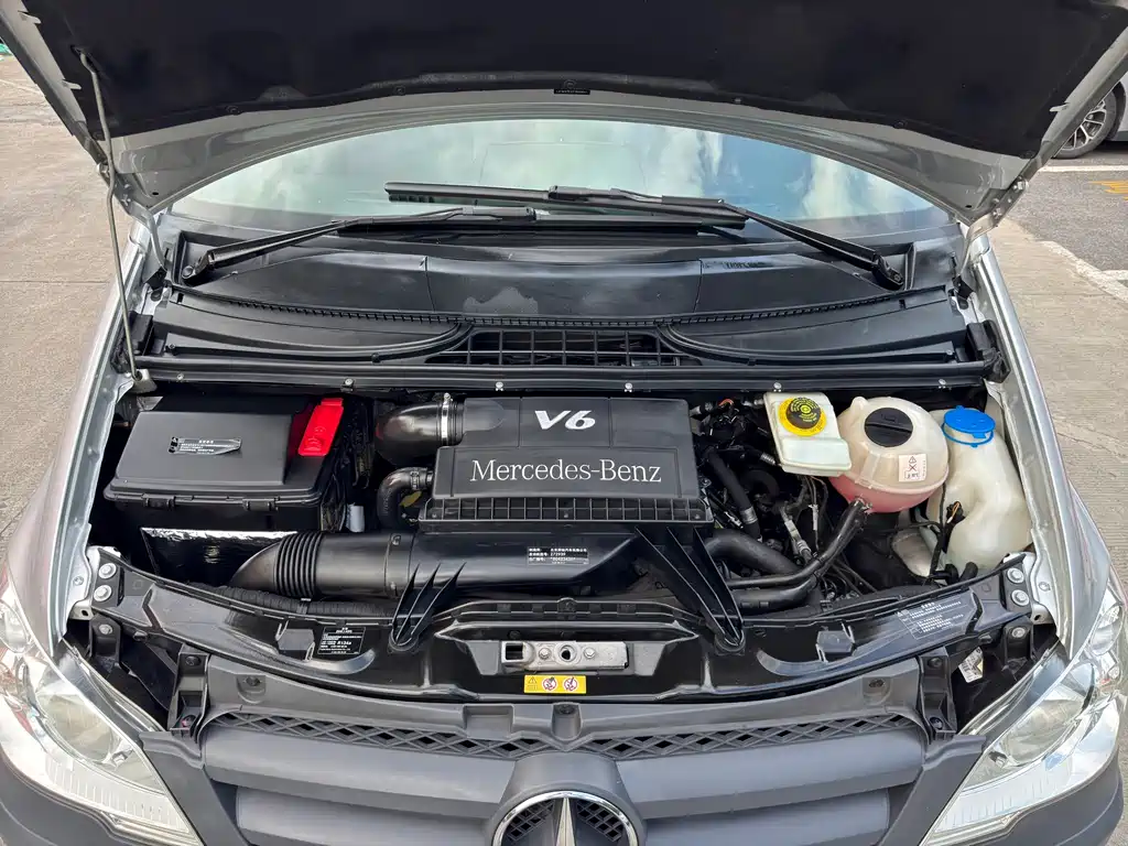 Mercedes-Benz Vito — миниатюра 11