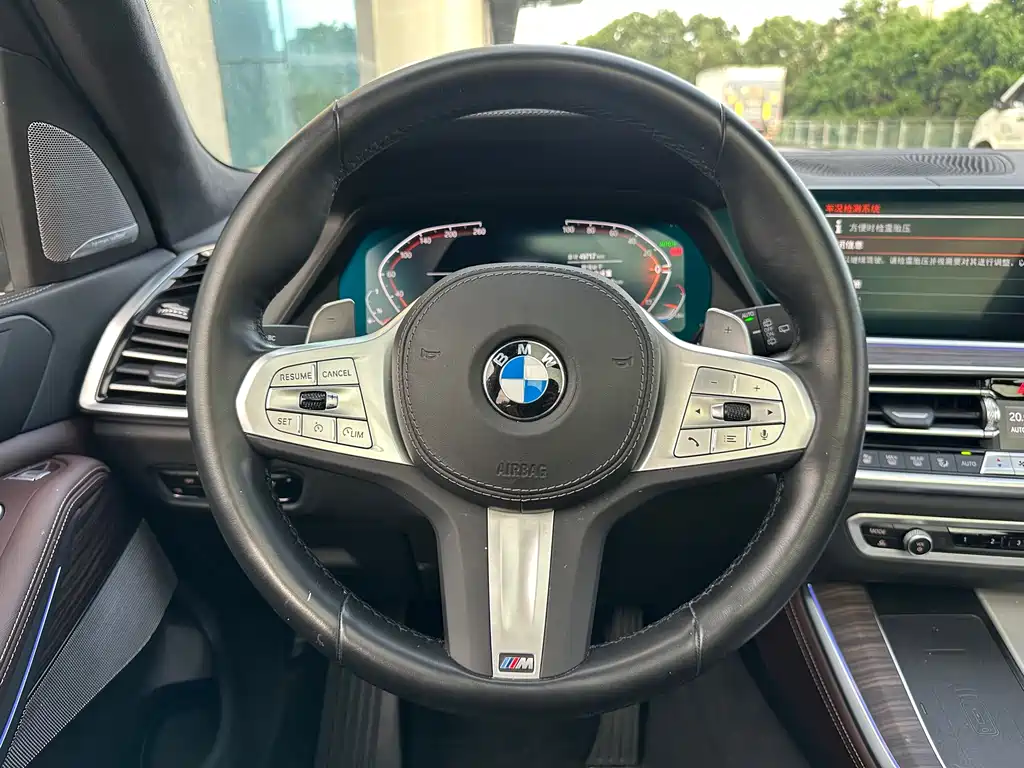 BMW X5 2022 xDrive 40Li M Sport