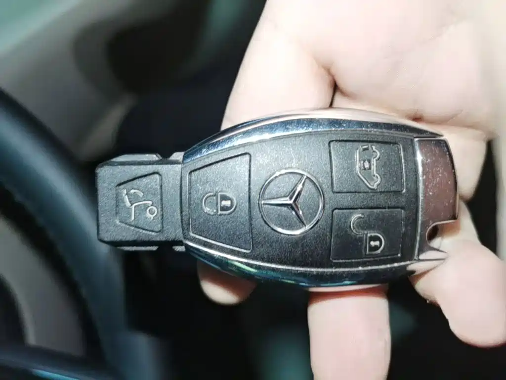 Mercedes-Benz V-Class — миниатюра 9