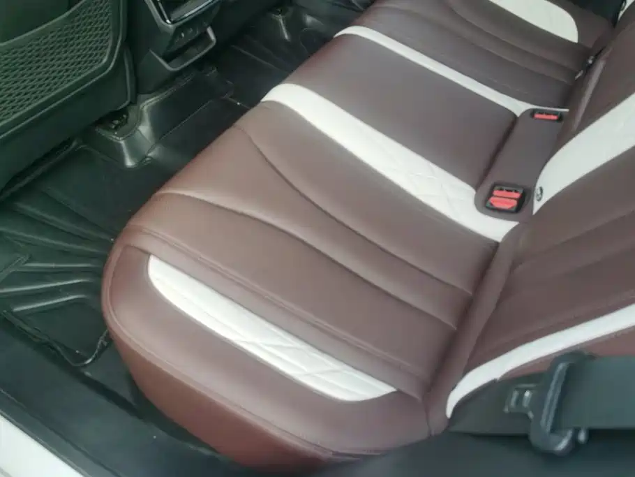 Geely Xingyue L — миниатюра 11