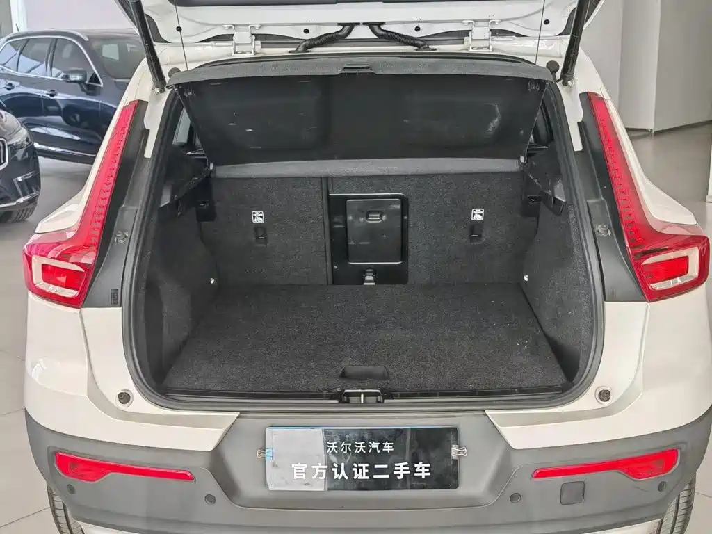 Volvo XC40 — миниатюра 18