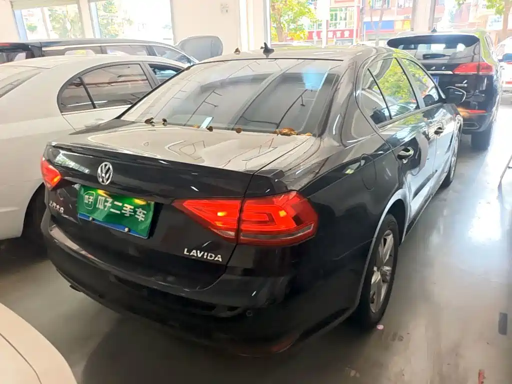 Volkswagen Lavida — миниатюра 7