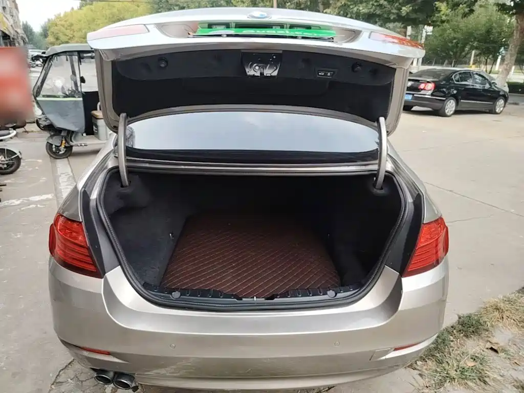 BMW 5 Series (Import) — миниатюра 19