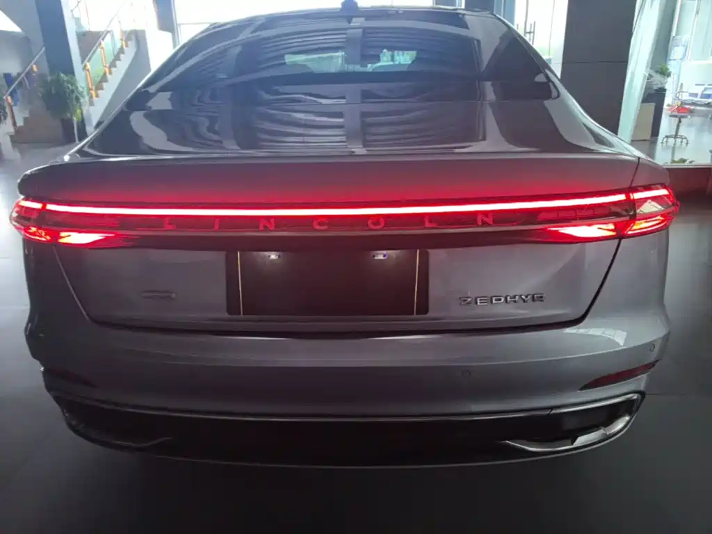 Lincoln Z — миниатюра 6