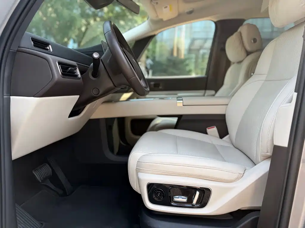 Li Auto Li MEGA — миниатюра 7