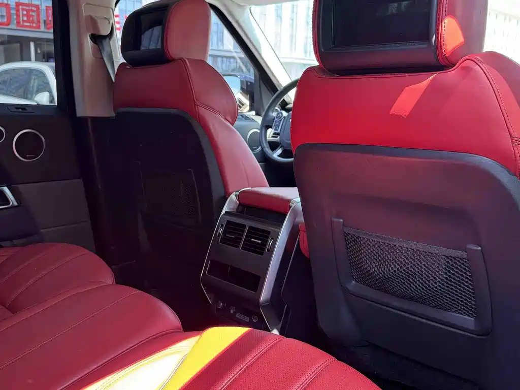 Land Rover Sport — миниатюра 10