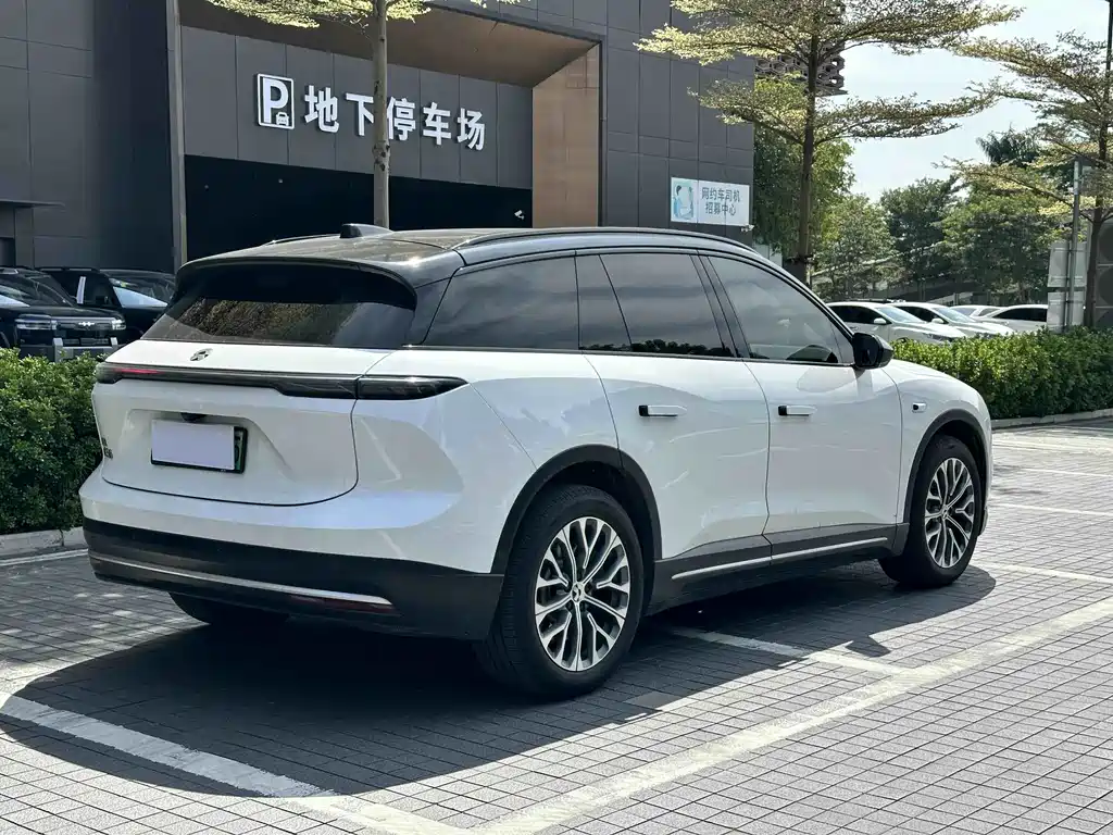NIO ES6 — миниатюра 4