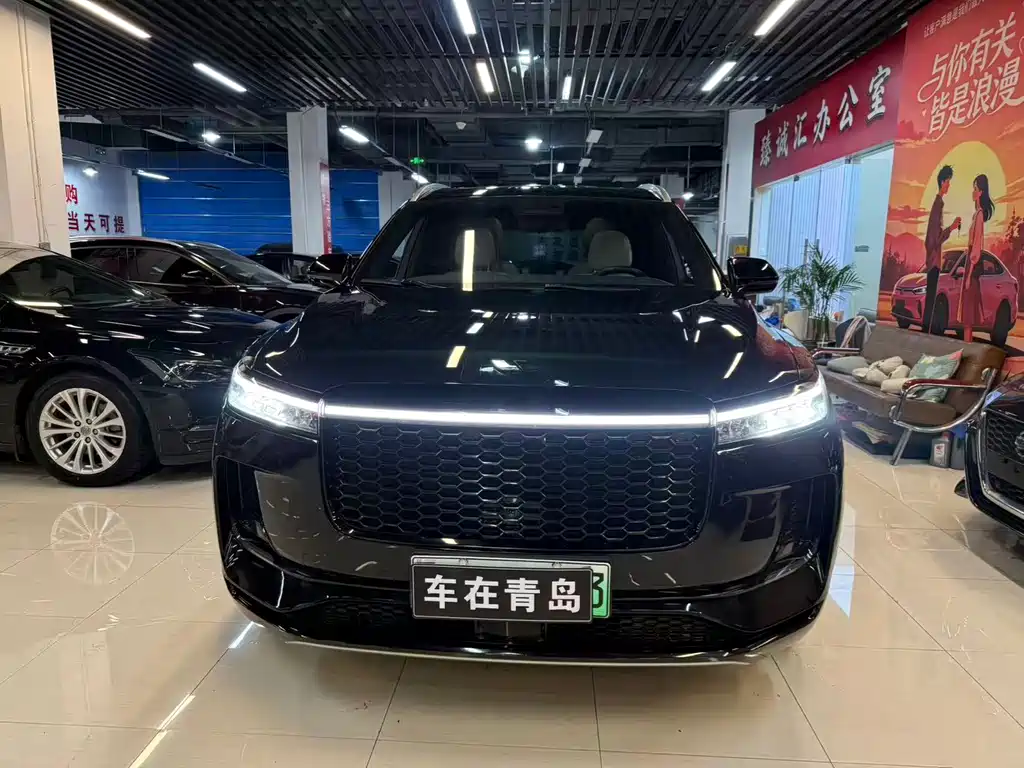 Li Auto Li ONE — миниатюра 2